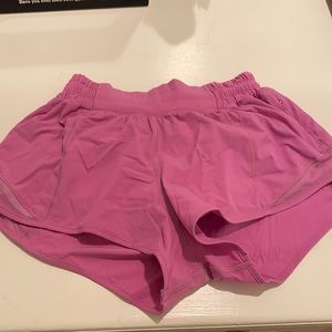 Lululemon Hotty Hot High- Rise 2.5” Shorts